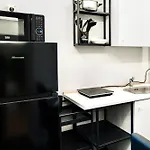 Studio 21, Sorrento Apartment, Deluxe Studio